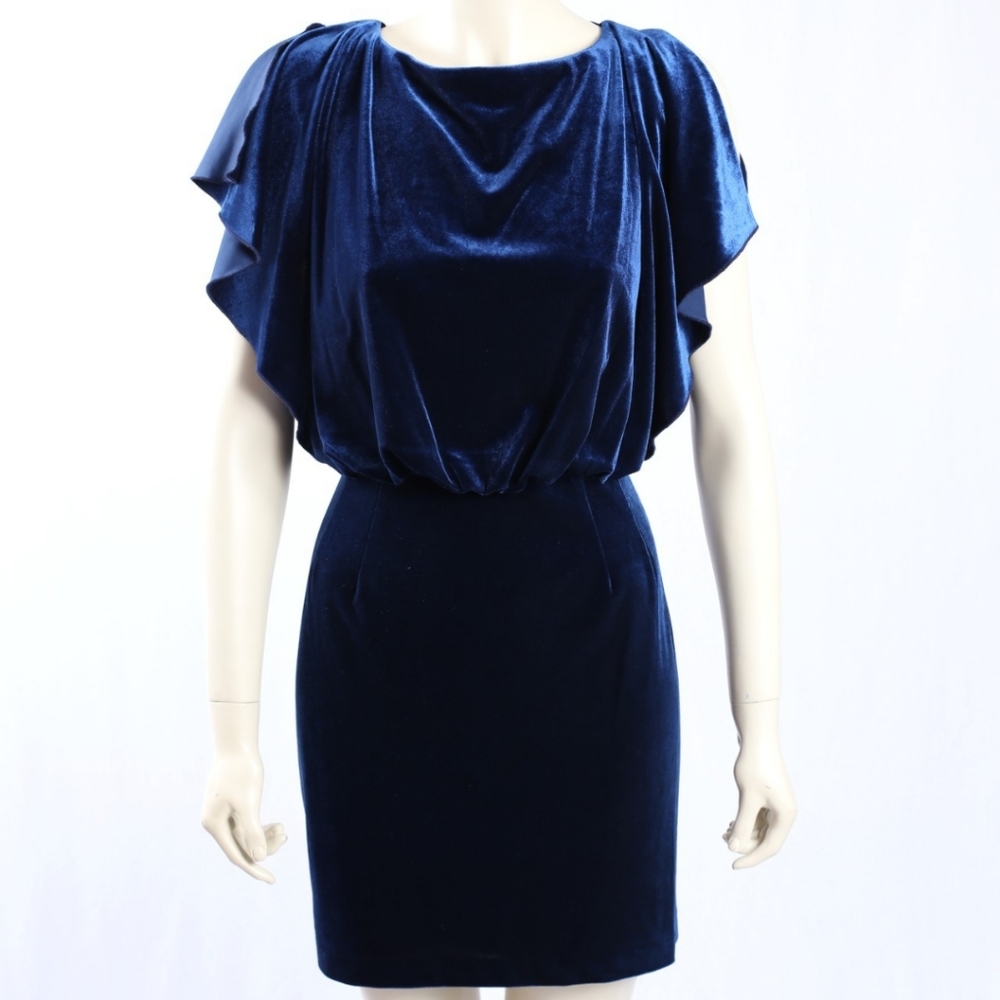 💙🖤 Dark Blue Velvet Dress with Belt 🖤💙